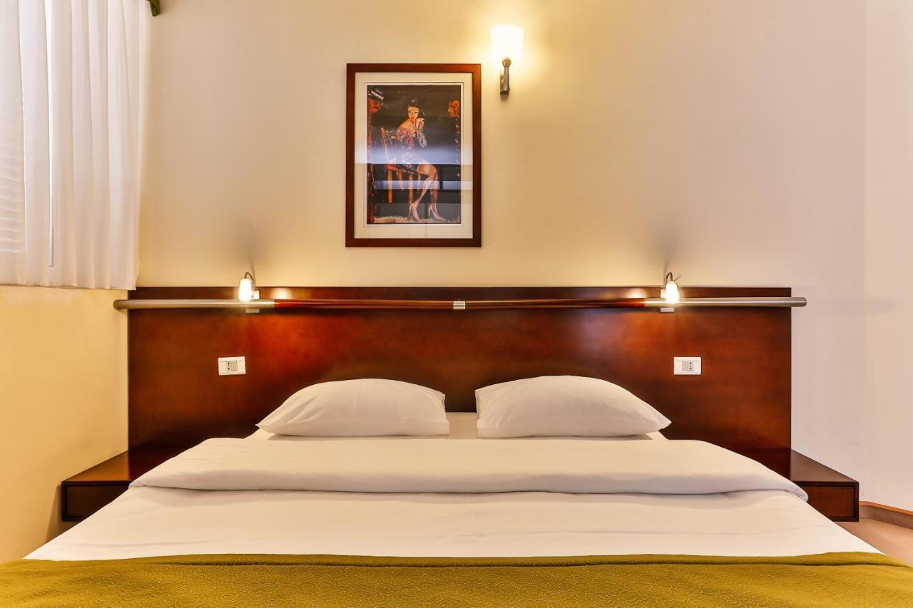 Max Prestige Hotel 4*